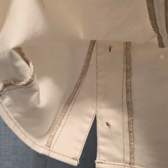 Gianni Bini Cream Mini Skirt with Pearl Button Accents Size XL NWT - Picture 11 of 15